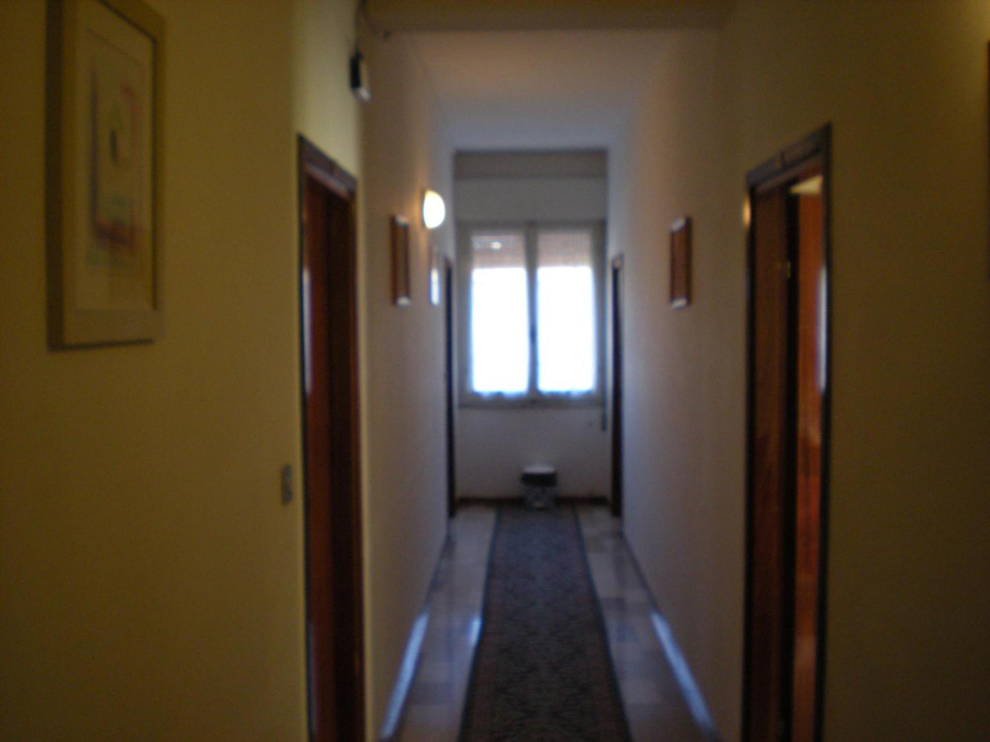 Hotel Dinosauro 2*